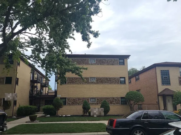 2433 N 77th Ct #1ES, Elmwood Park, IL 60707