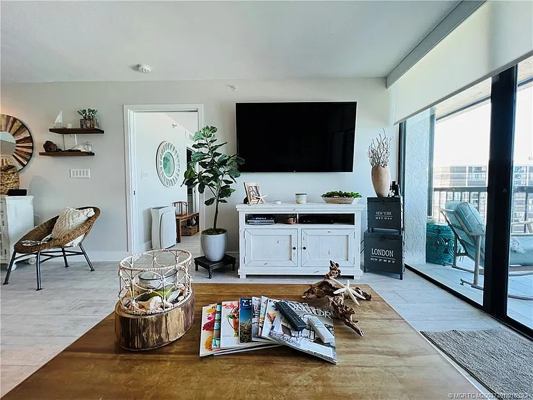 8880 S Ocean Dr #1102 — Photo 29