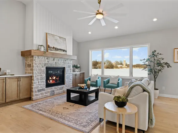 3005 Wellington Ave, Cottage Grove, WI 53527
