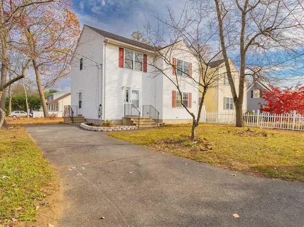289 Morton St, Springfield, MA 01119