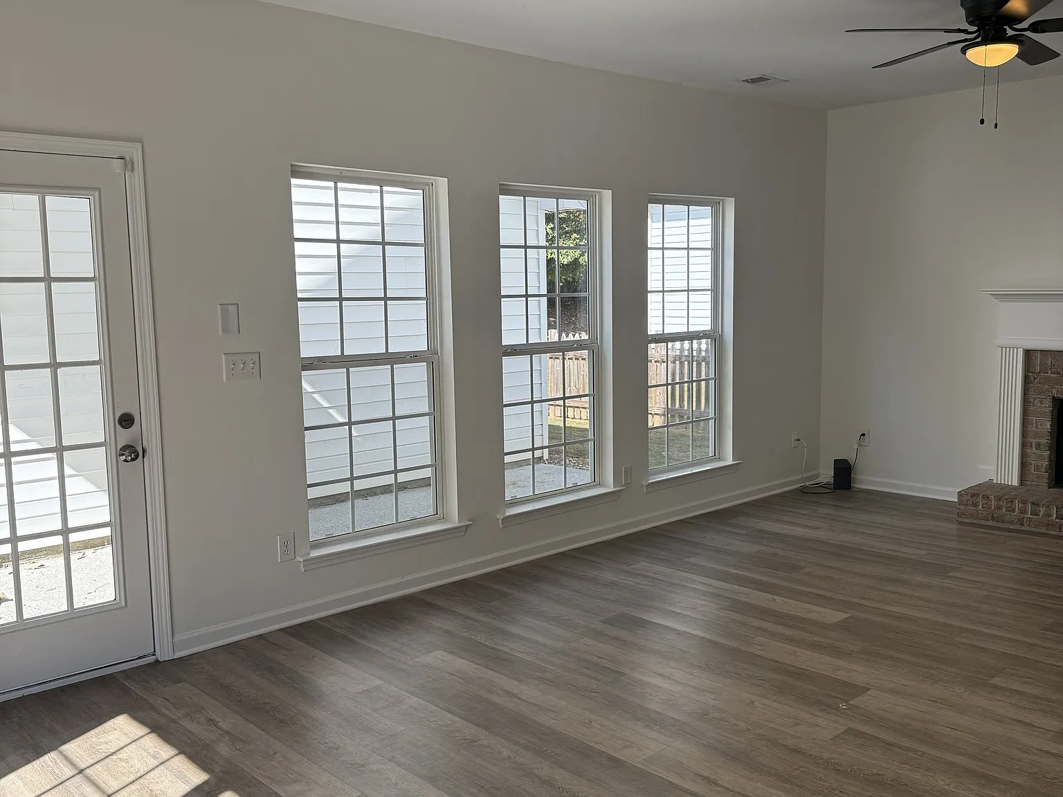 3 bed, 1756 sqft, $2,100 — Photo 4