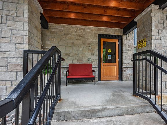 4th image of 75 Wallings Rd #304