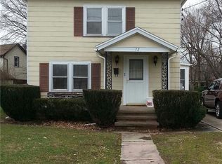 12 Clarendon St, Albion, NY 14411