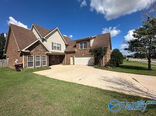 25829 Summerwood Dr, Madison, AL 35756