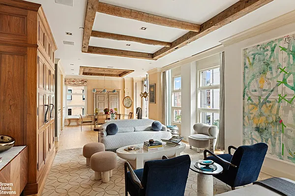 Living room, photo 1