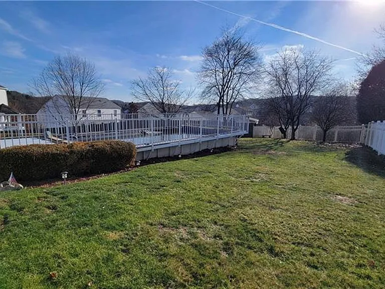 1421 Sandstone Dr — Photo 31