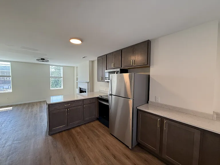 2900 Colerain Ave #6 — Photo 3