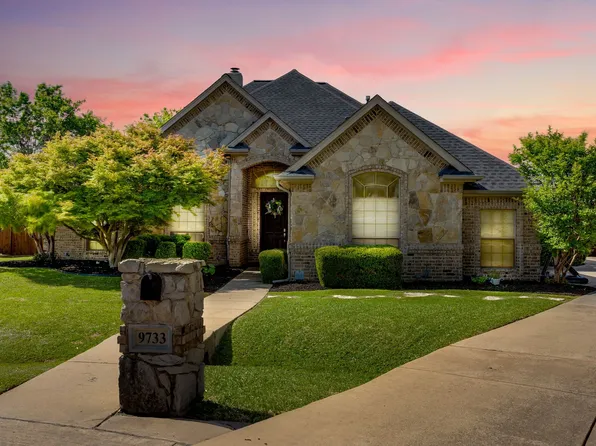 9733 Corral Dr, Fort Worth, TX 76244