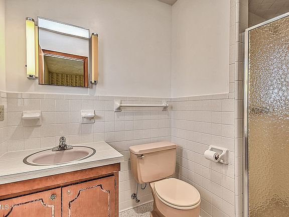 5th image of 149 Aurawood Dr