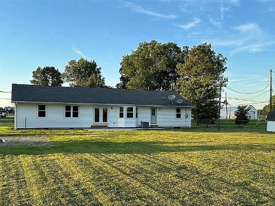 2nd image of 3092 State Route 136 W