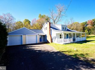 812 Gibbons Rd, Sykesville, MD 21784