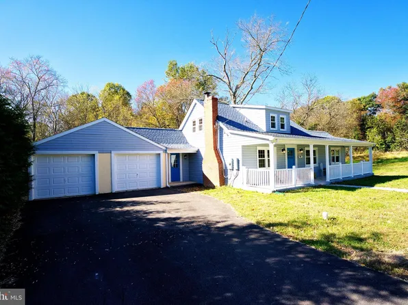 812 Gibbons Rd, Sykesville, MD 21784