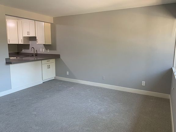 2nd image of 1479 El Camino Real APT 104