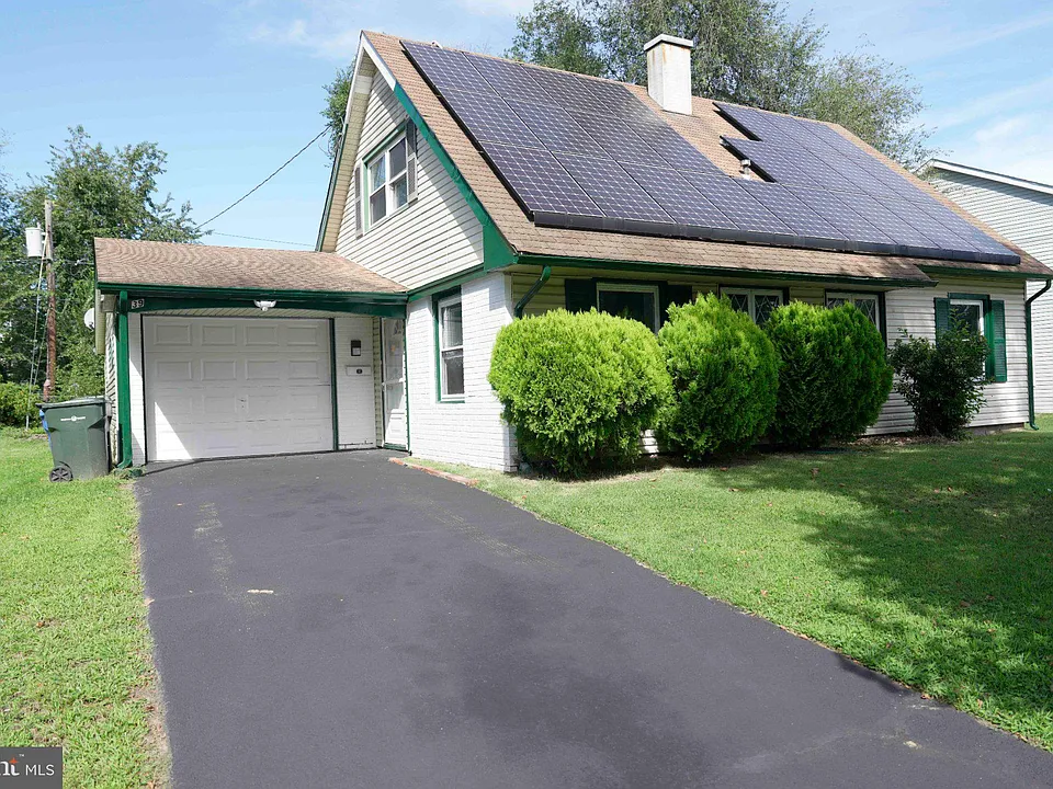 39 Babcock Ln