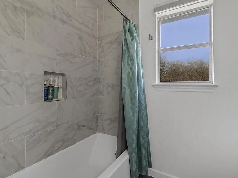 3606 Kayewood Dr — Photo 12