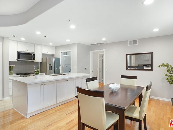 4th image of 1342 N Sierra Bonita Ave APT 103