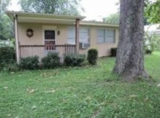 108 Paris Ln, Oak Ridge, TN 37830