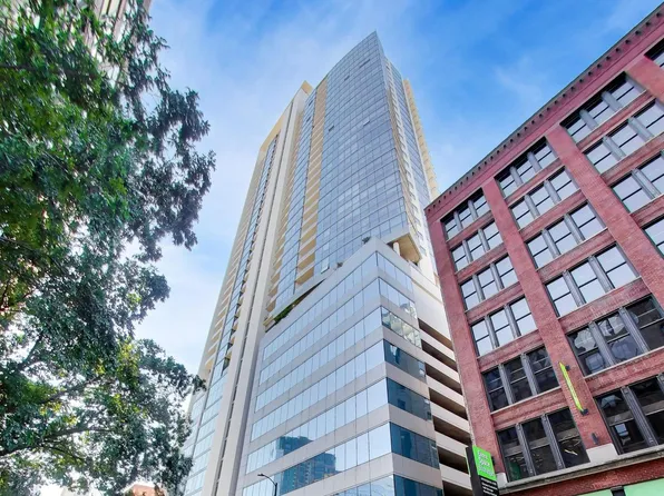 303 W Ohio St Unit 1504, Chicago, IL 60610