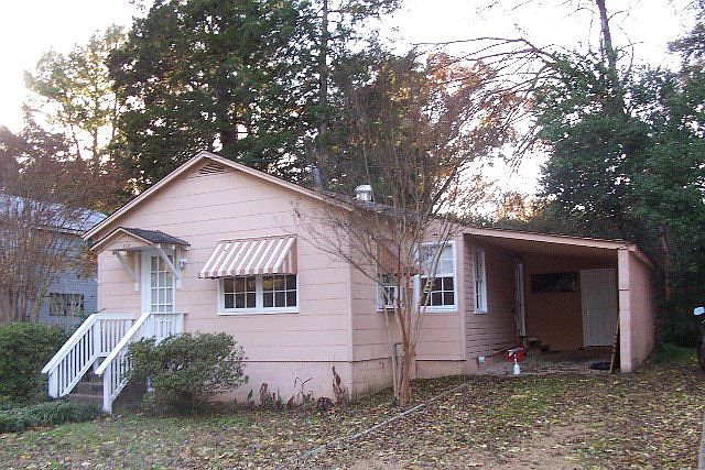 2nd image of 208 S 18th St