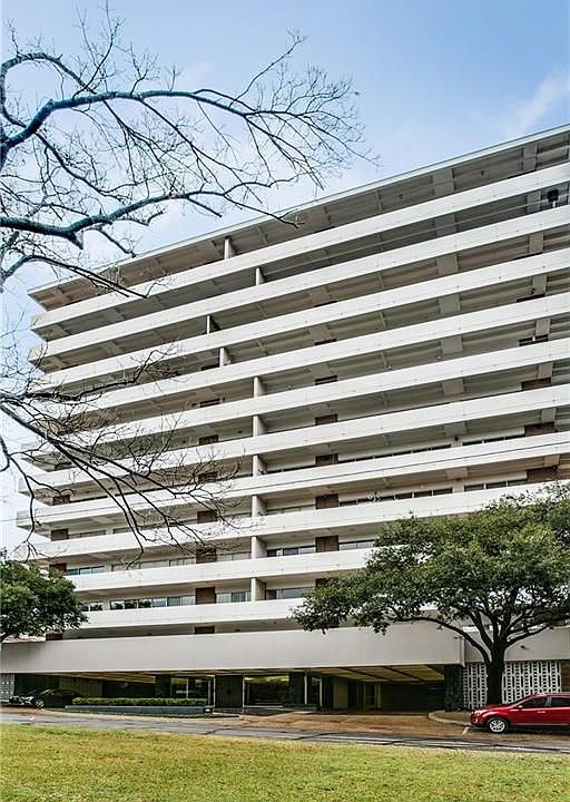 1st image of 3601 Turtle Creek Blvd APT 304