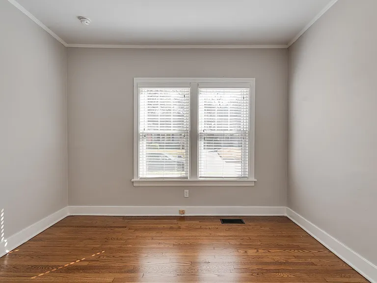 1800 Mignon Ave — Photo 16