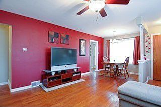 Living Room / Dining Room