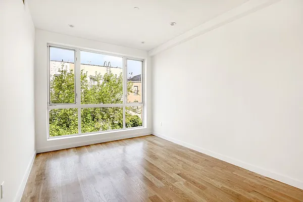 Rented by Compass | media 11