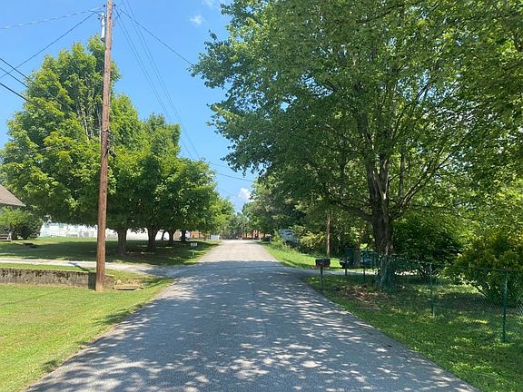 5th image of 3214 Meadowrun Ln