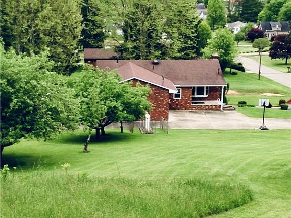 2nd image of 976 Braun Rd