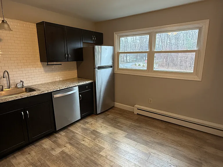 2 Burning Bush Blvd #2B — Photo 5