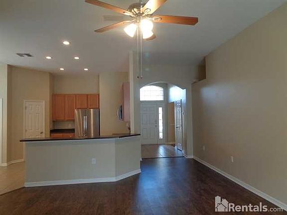 3rd image of 431 Fern Gulley Dr