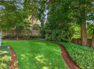 8919 SE 58th St, Mercer Island, WA 98040