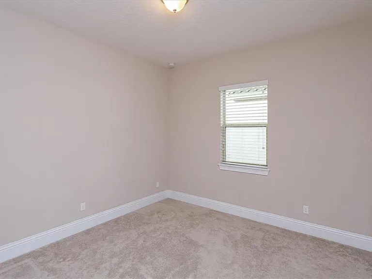 6354 Swanson St — Photo 18