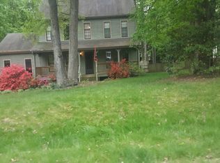 701 Spirea Rd, North Chesterfield, VA 23236