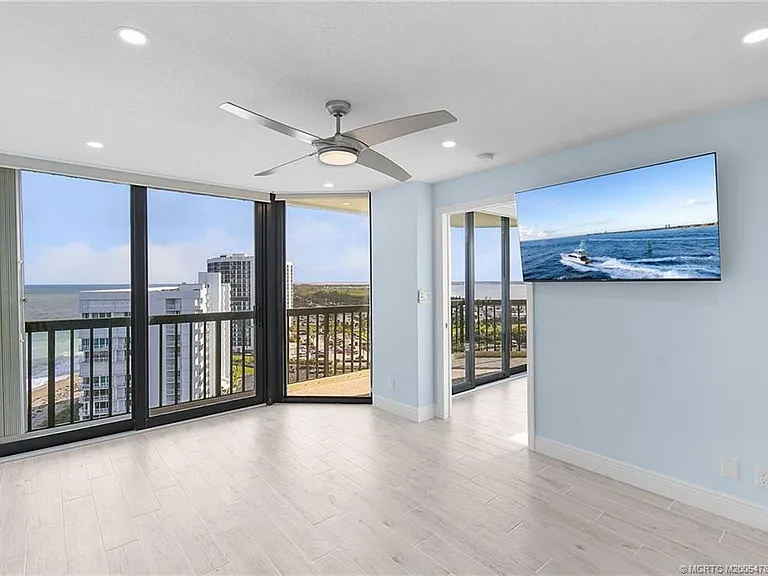 9550 S Ocean Dr #1610 — Photo 28