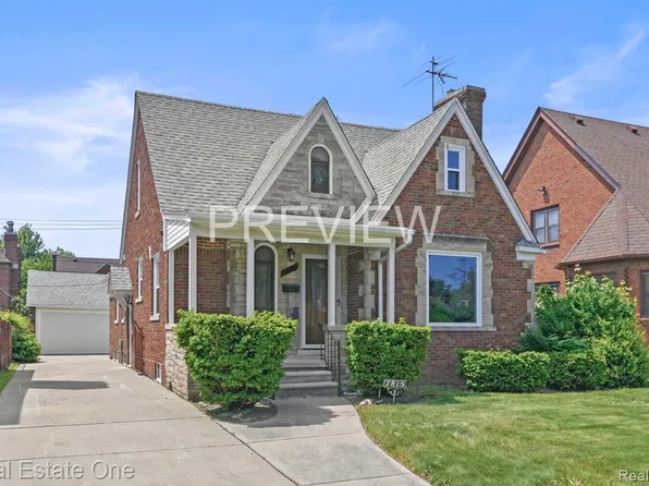 7815 W Morrow Cir, Dearborn, MI 48126