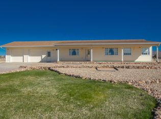 1050 W Ranch House Rd, Paulden, AZ 86334
