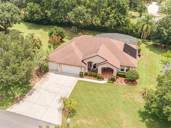 4th image of 30824 Top Of The Hill Dr