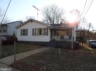 1309 Cougar Ln, Capitol Heights, MD 20743
