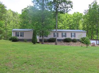 897 River Chase Trl, Clarkrange, TN 38553