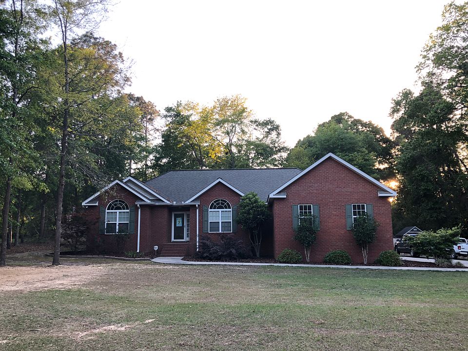 1st image of 1635 Houston Dr