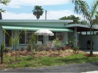 14900 N Bayshore Dr, Madeira Beach, FL 33708