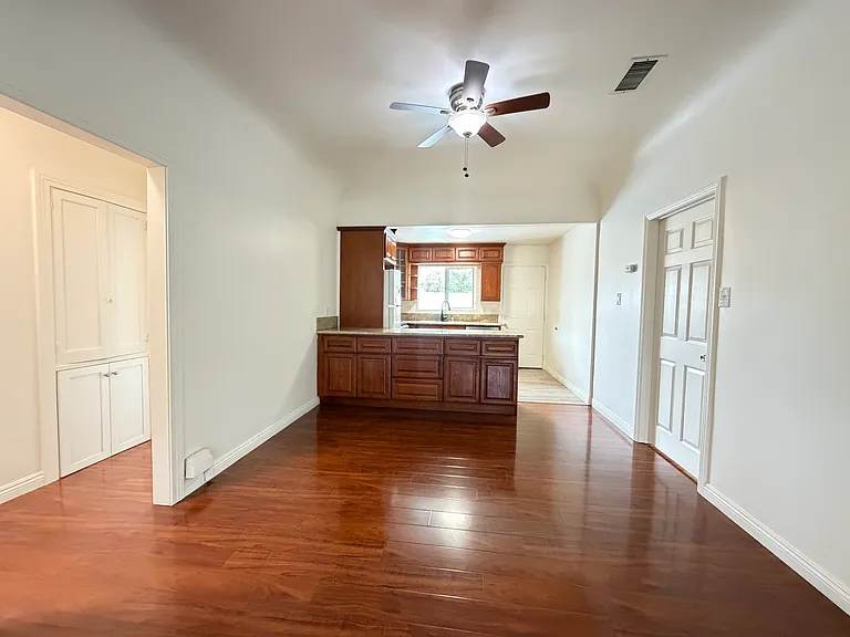 6354 Lemon Ave — Photo 7