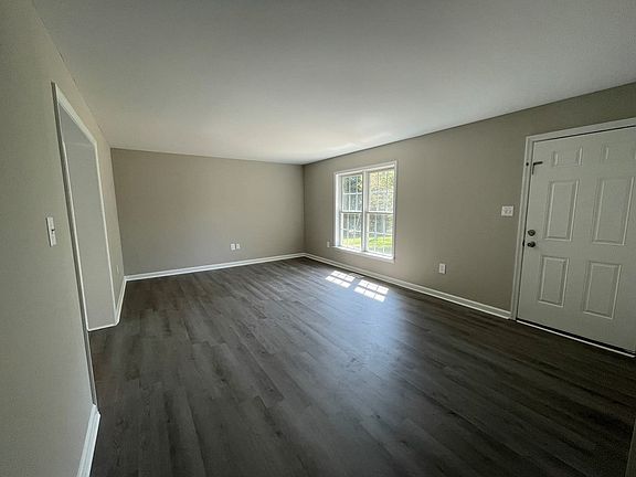 4th image of 847 Lowe Dr