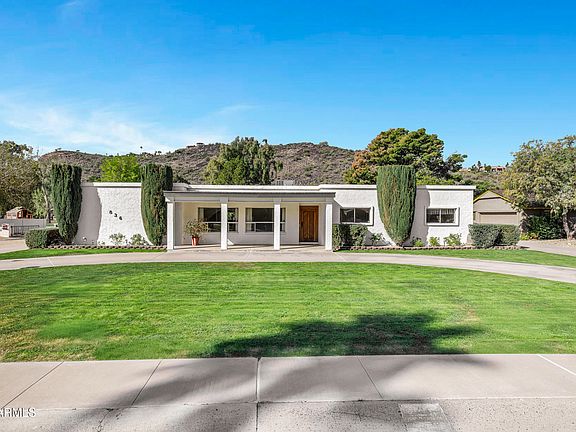 2nd image of 836 W MOON VALLEY Drive