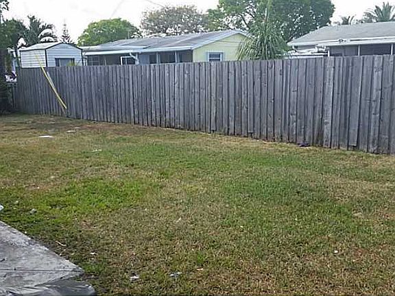 5th image of 6401 Moseley St