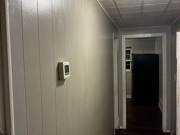 4th image of 2512 Maffett St APT 2