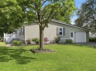 6349 Murphy Dr, Victor, NY 14564