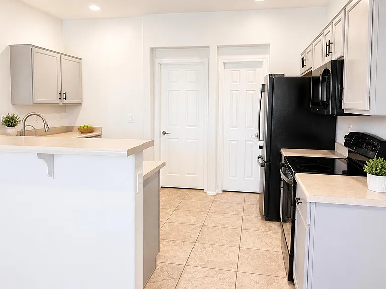 41342 W Capistrano Dr — Photo 6