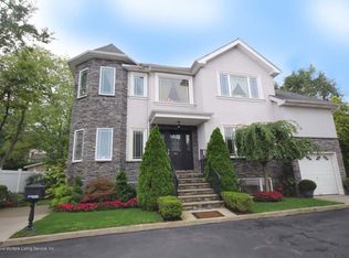 62 Joline Ave, Staten Island, NY 10307